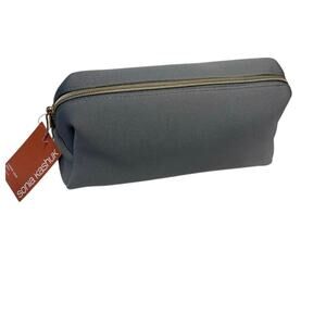Sonia Kashuk makeup bag in gray